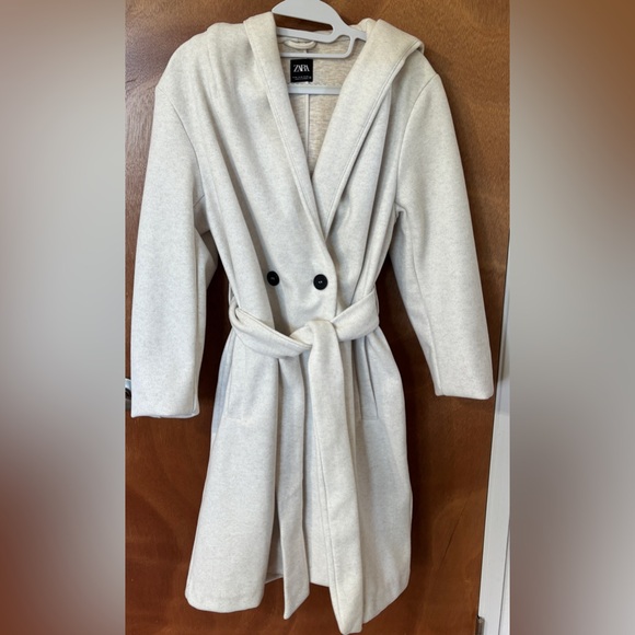 Zara Jackets & Blazers - Zara Women's Belted Wrap Trench Coat - Light Oatmeal M